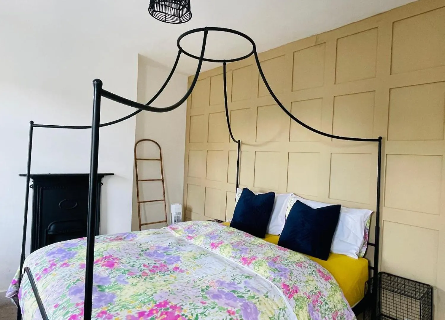 Modern 3 Bed House In Isleworth, London Villa United Kingdom