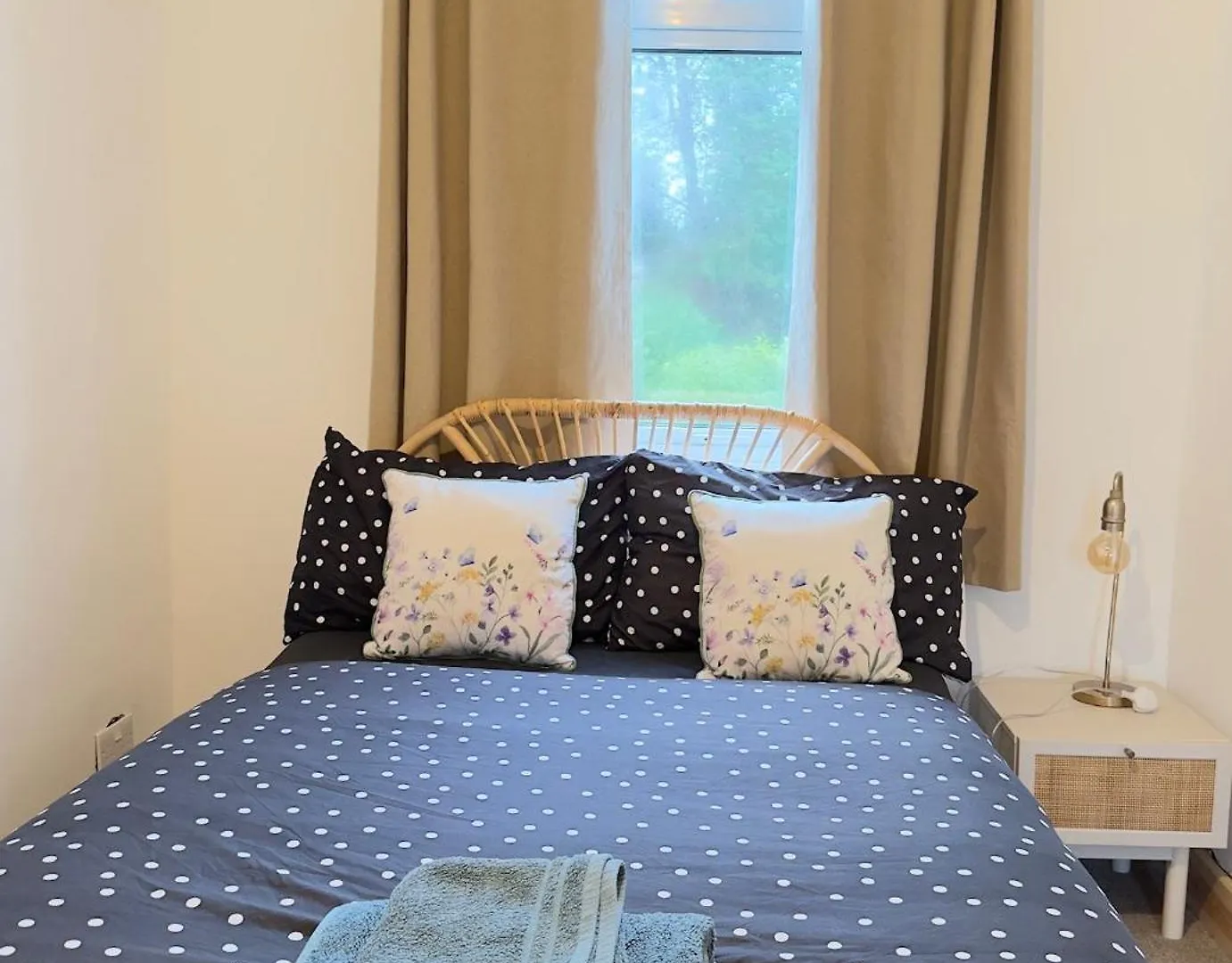 Holiday home Modern 3 Bed House In Isleworth, London Villa
