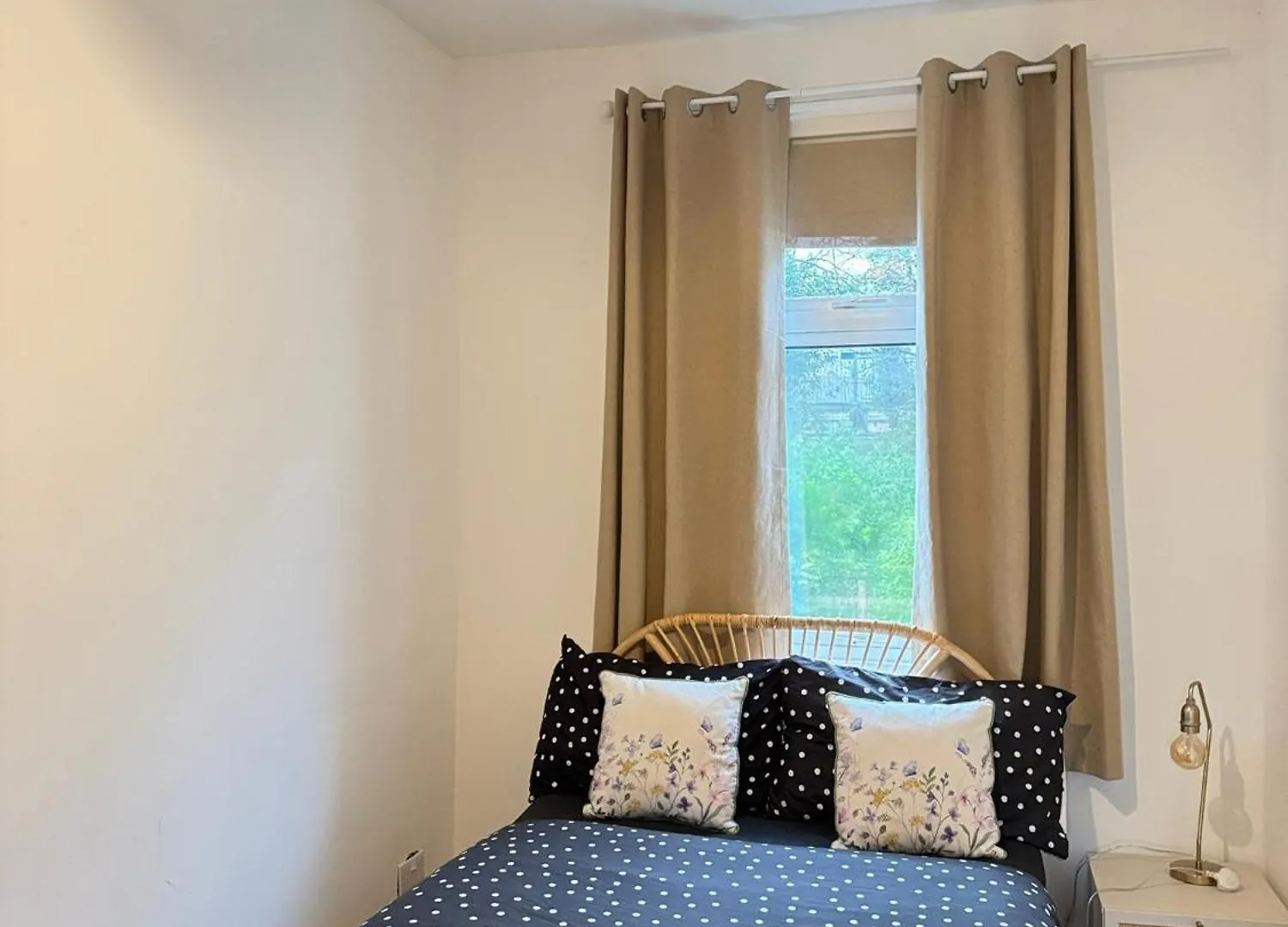 Holiday home Modern 3 Bed House In Isleworth, London Villa United Kingdom